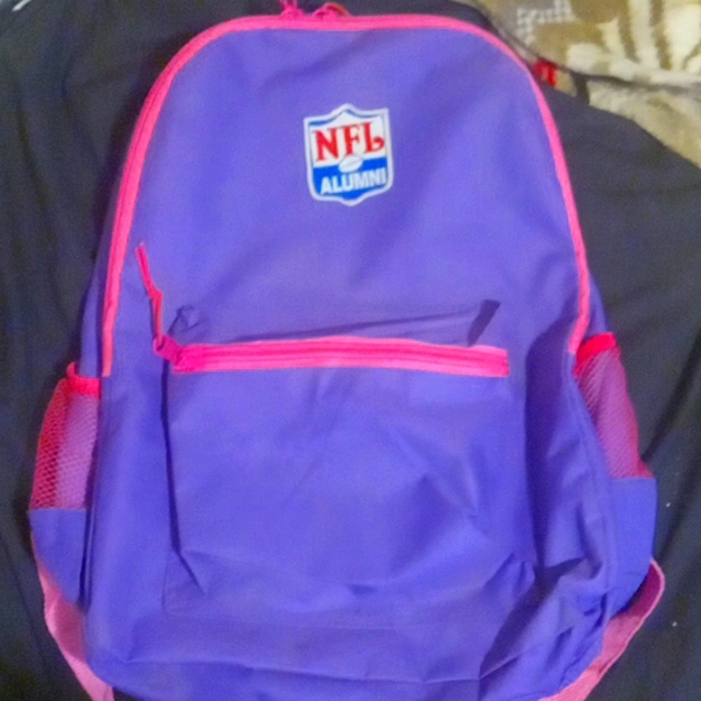 NFL alumni bookbag